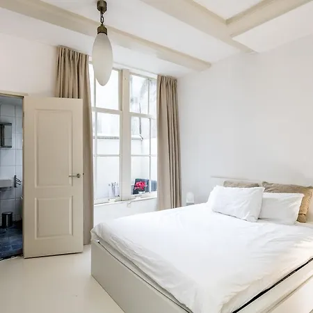 Daire Sint Jan Patio Retreat *